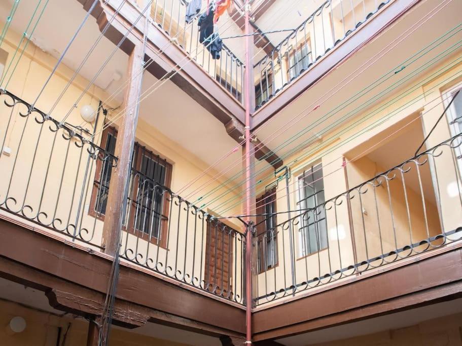 Apartamento Apartamento A 2 Minutos De Lavapies, Madrid Exterior foto